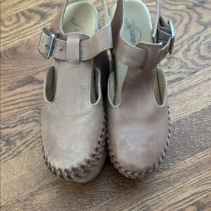 Free people Emma's T Strap clog 38